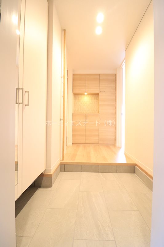 玄関　シューズクローク付き♪