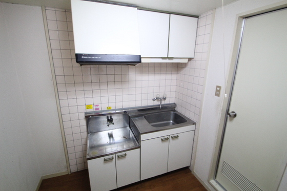 キッチン　※別部屋の写真です