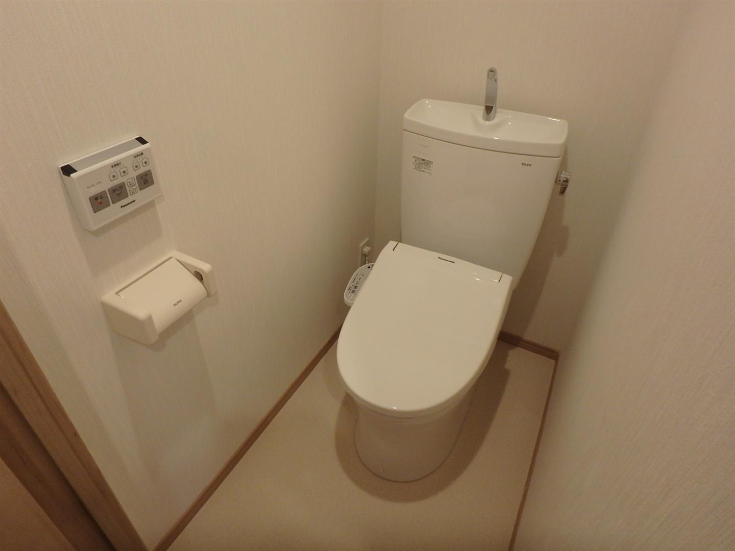 【コーポ亀井のトイレ】