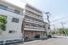 墨田区東駒形のマンションの建物外観