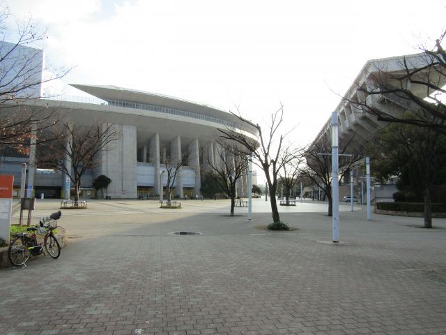 【シーズンフラッツ西田辺の公園】