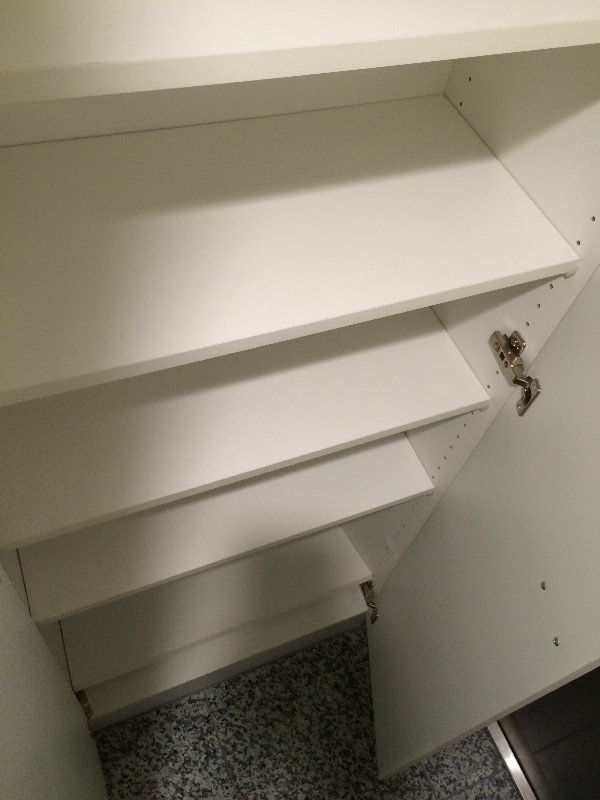 玄関　家具家電一式付き！仲介手数料は半月分です！