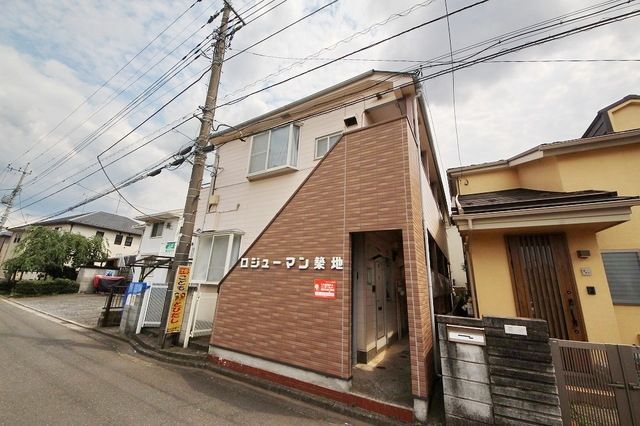 ふじみ野市築地のアパートの建物外観