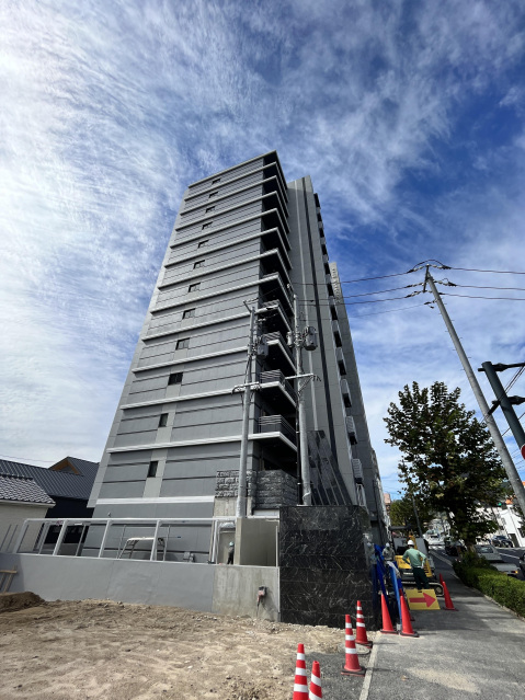 広島市西区中広町のマンションの建物外観