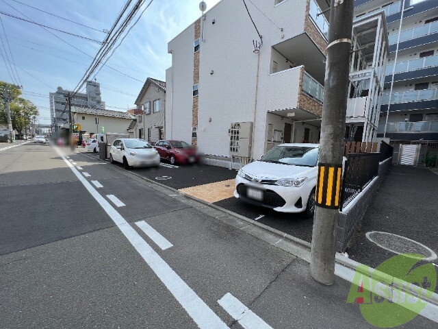 【リブリ・仙台東口の駐車場】