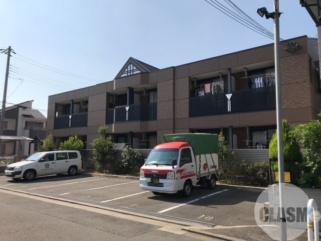 【堺市東区日置荘北町のマンションの駐車場】