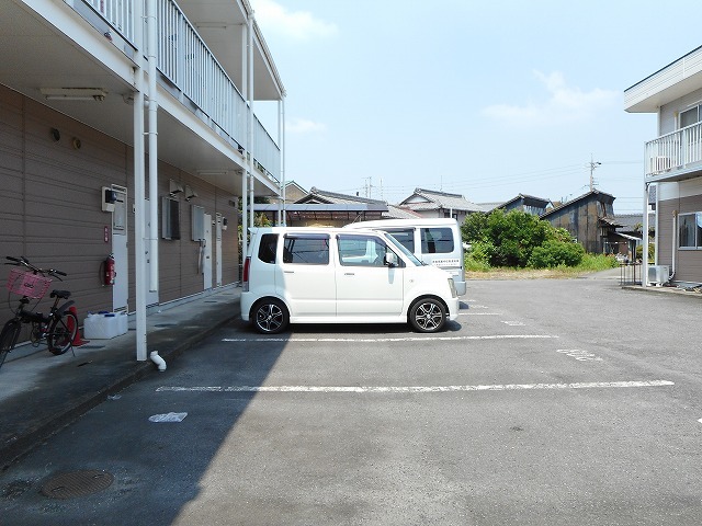 【エスポワールAの駐車場】