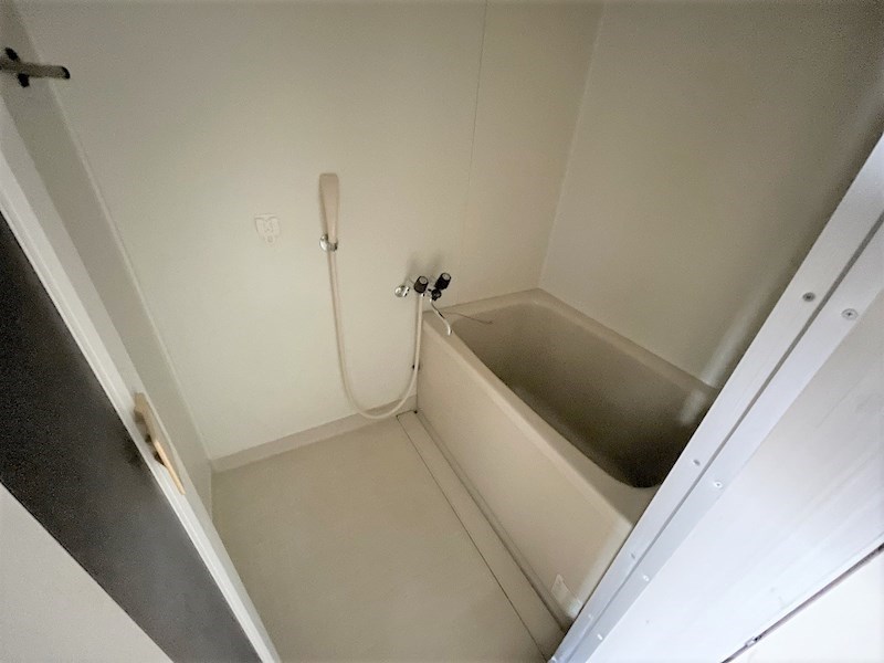 バス・シャワールーム　【他部屋参考写真】