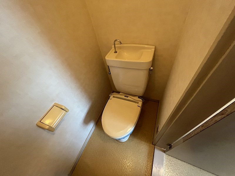 トイレ　【他部屋参考写真】