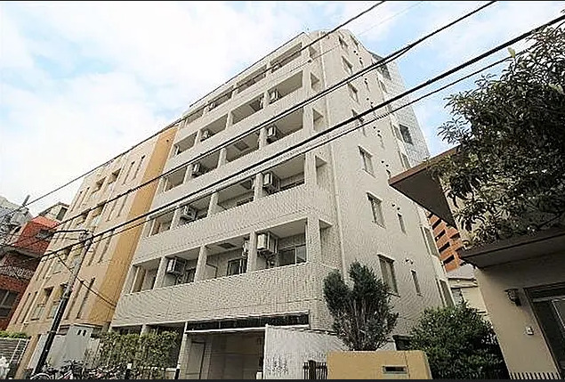 レガリアヒルズ代々木の建物外観