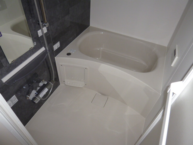 バス・シャワールーム　追い焚きバス