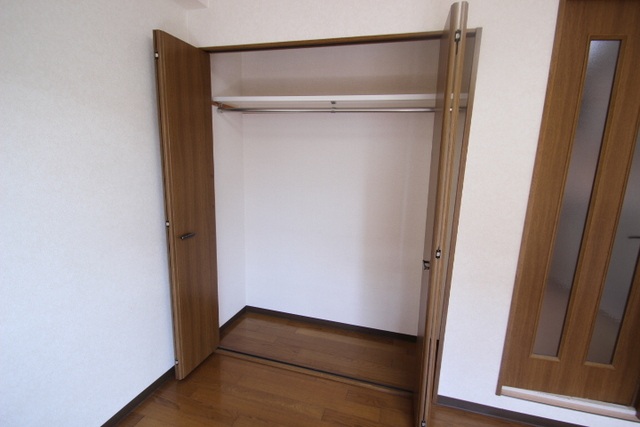 収納　同物件別号室