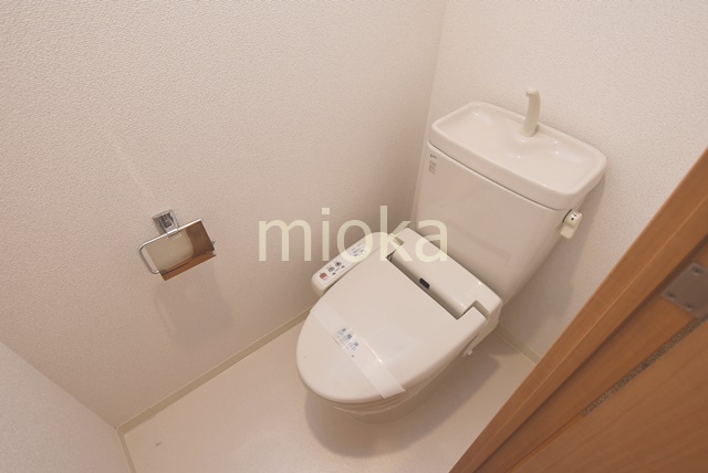 トイレ　落ち着いたトイレです