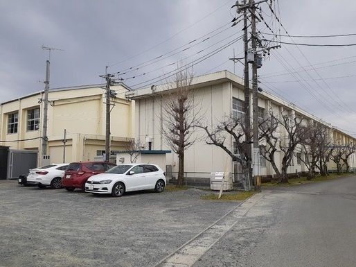 小学校　川会小学校（小学校）まで360m