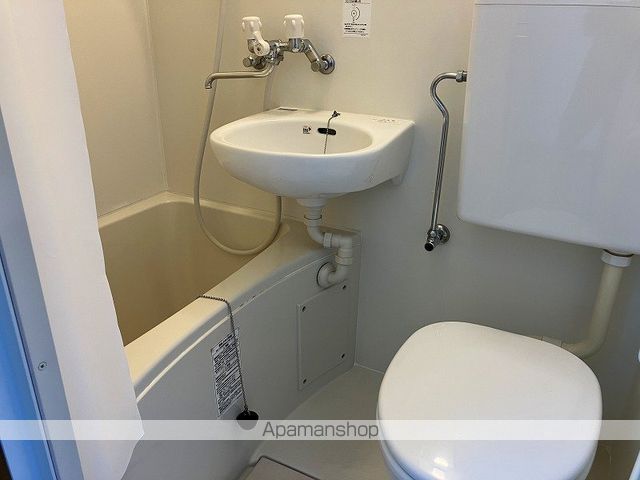 ヒル・ラ・ヴィレットのトイレ写真