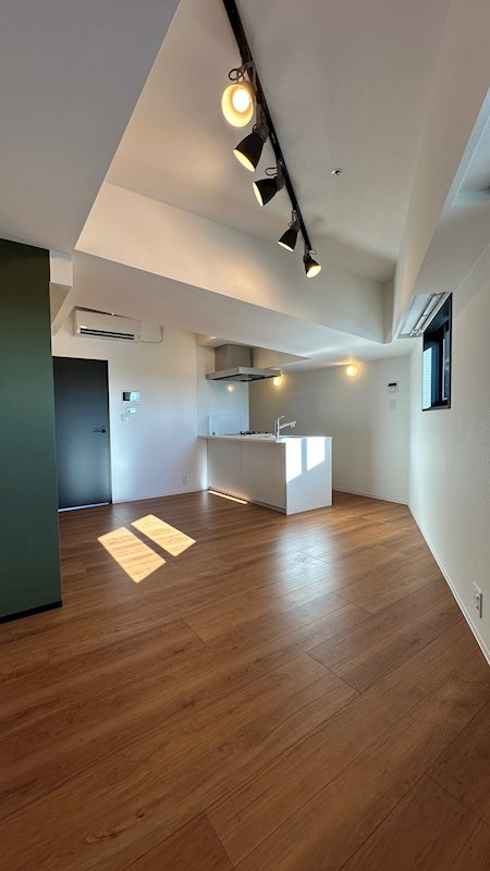 居室・リビング　内観1※別部屋参考写真