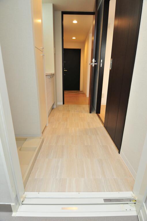 玄関　玄関※別部屋参考写真