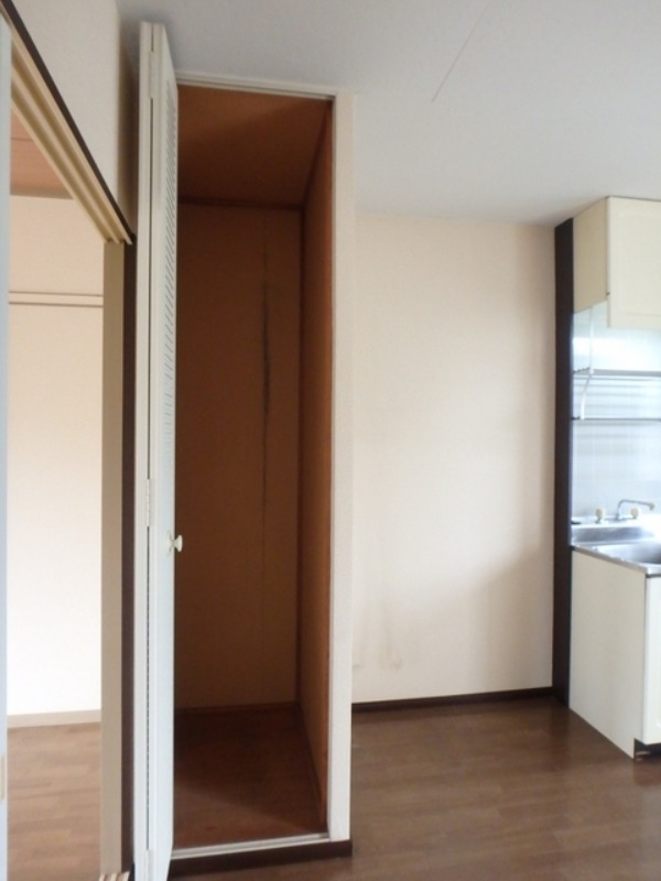 収納　図面と現状に相違がある場合には現状を優先