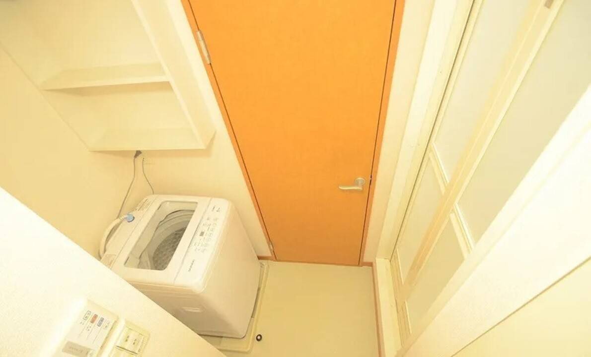 洗面設備　洗濯機置場