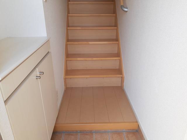 玄関　収納もある玄関です