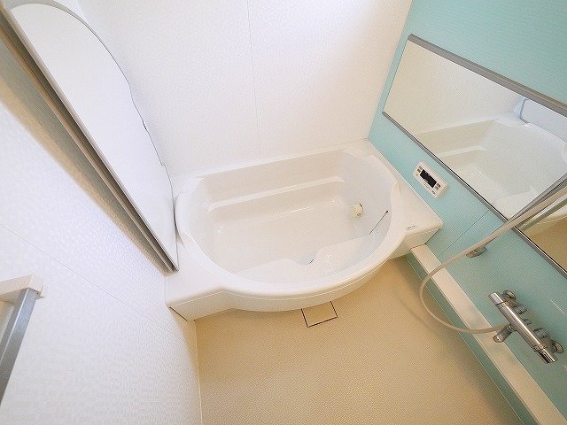 バス・シャワールーム　ゆったりお風呂