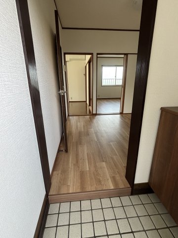 玄関　シンプルで使いやすい玄関です