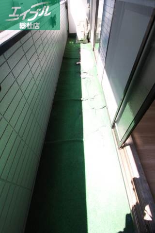 バルコニー　バルコニー