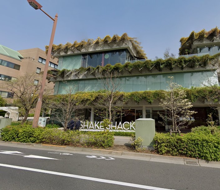 ショッピングセンター　玉川高島屋ショッピングセンター マロニエコート（ショッピングセンター）まで413m