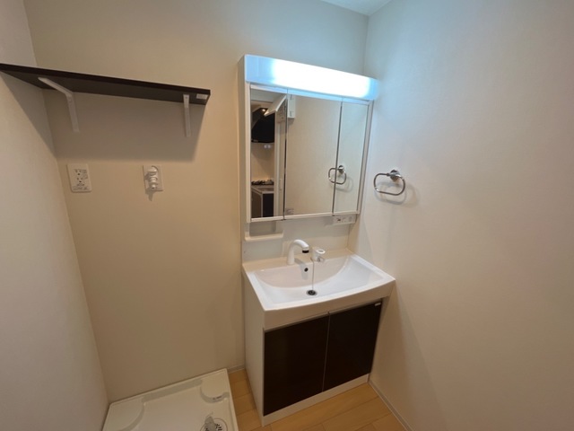 洗面設備　独立洗面台は忙しい朝の見方