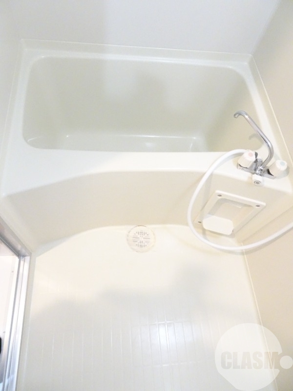 バス・シャワールーム　浴室乾燥機付きバス♪