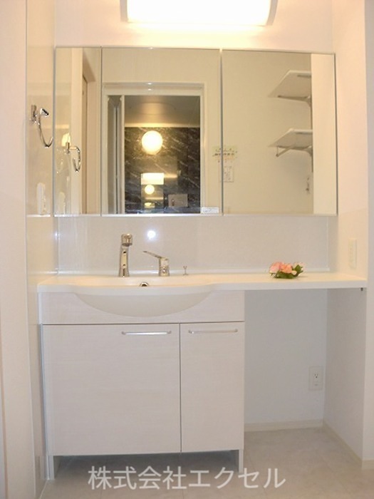 洗面設備　独立洗面台です。