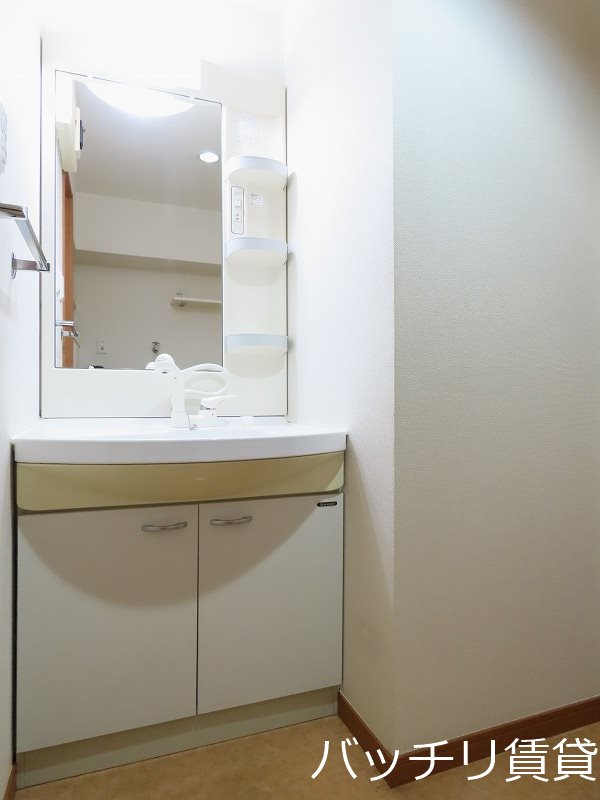 洗面設備　別号室イメージの為、現状を優先致します