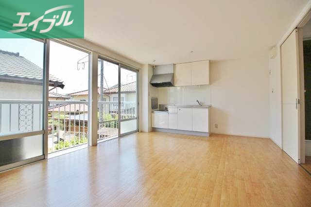 居室・リビング　広々リビング