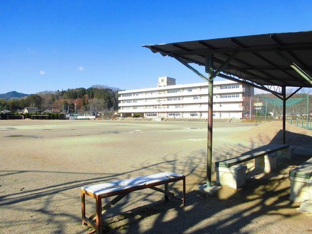 中学校　北中（中学校）まで900m
