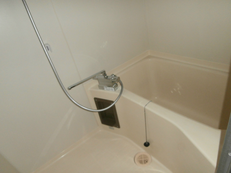 バス・シャワールーム　※他室写真参照