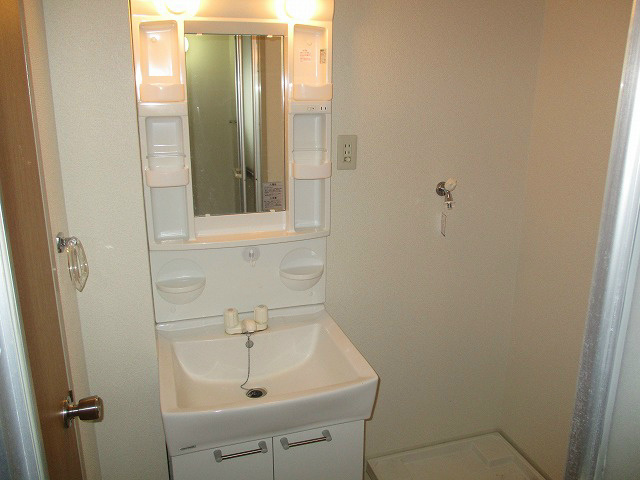 洗面設備　※他室写真参照