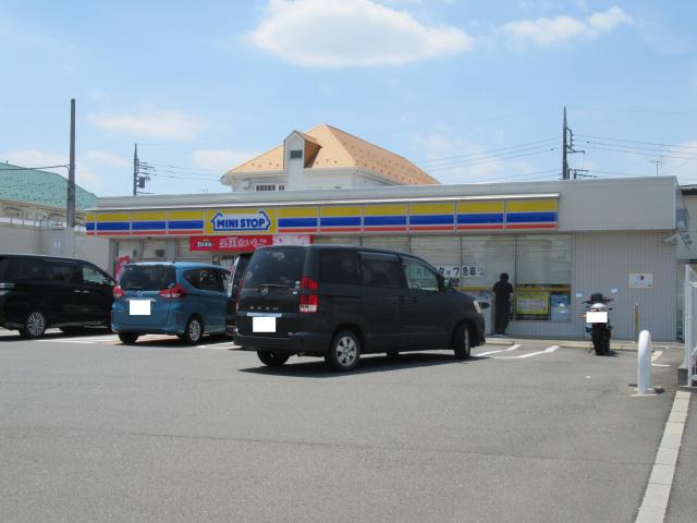 コンビニ　ミニストップ（コンビニ）まで164m