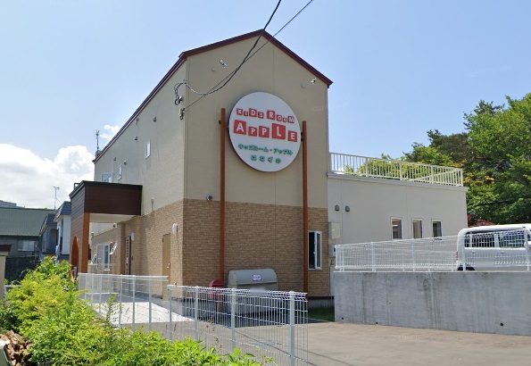 幼稚園・保育園　キッズルームアップルはなぞの（幼稚園・保育園）まで432m