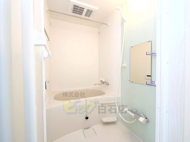 バス・シャワールーム　追焚機能付きのお風呂です♪