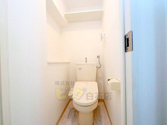 トイレ　ウォシュレット完備しています♪