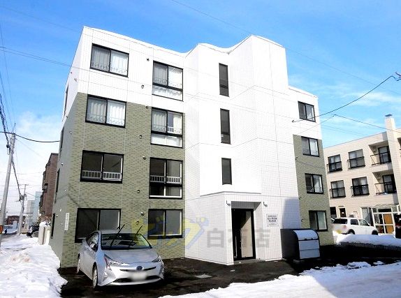 建物外観　都市ガス＆ネット無料採用の２ＬＤＫマンションです♪