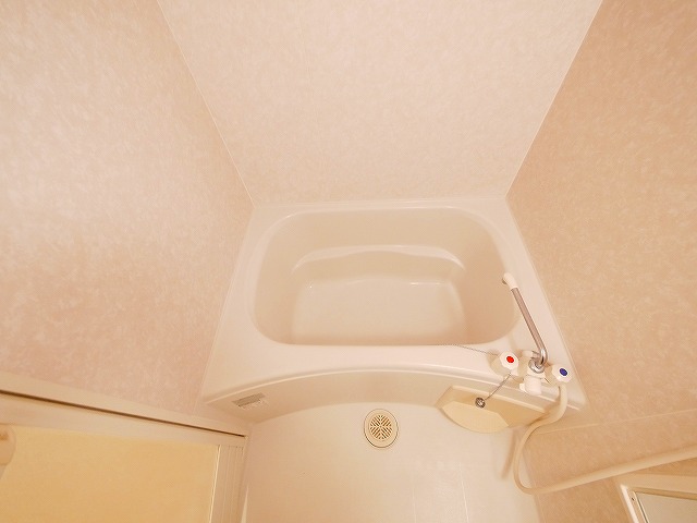 バス・シャワールーム　ゆったり過ごせるお風呂です