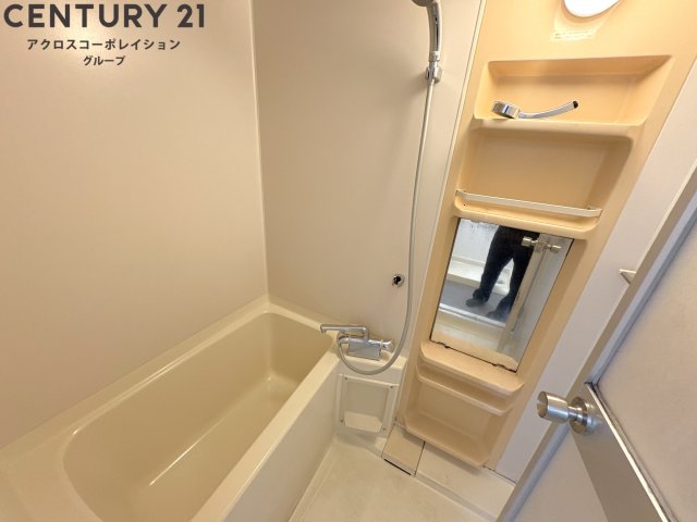 バス・シャワールーム　バストイレセパレートタイプの浴室です！