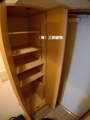 玄関　同物件別室参考写真
