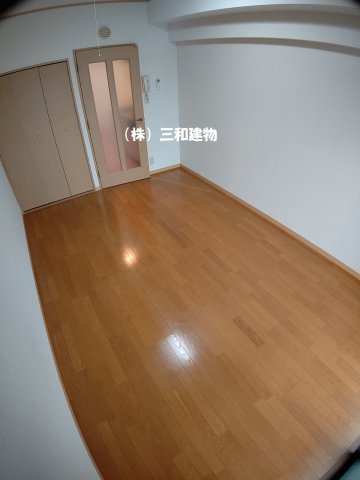居室・リビング　同物件別室参考写真