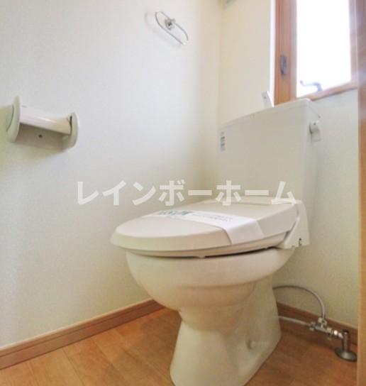 トイレ　トイレもきれいです