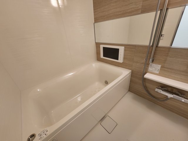 バス・シャワールーム　詳細は、RISUMO江坂本店→06 6155-7137まで♪