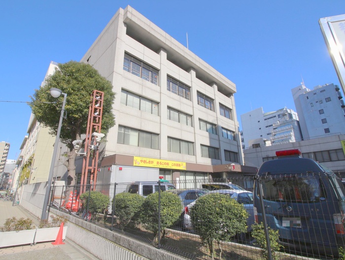 警察署・交番　久松警察署（警察署・交番）まで205m