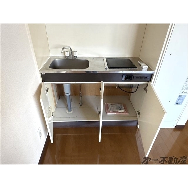 収納　キッチン下収納