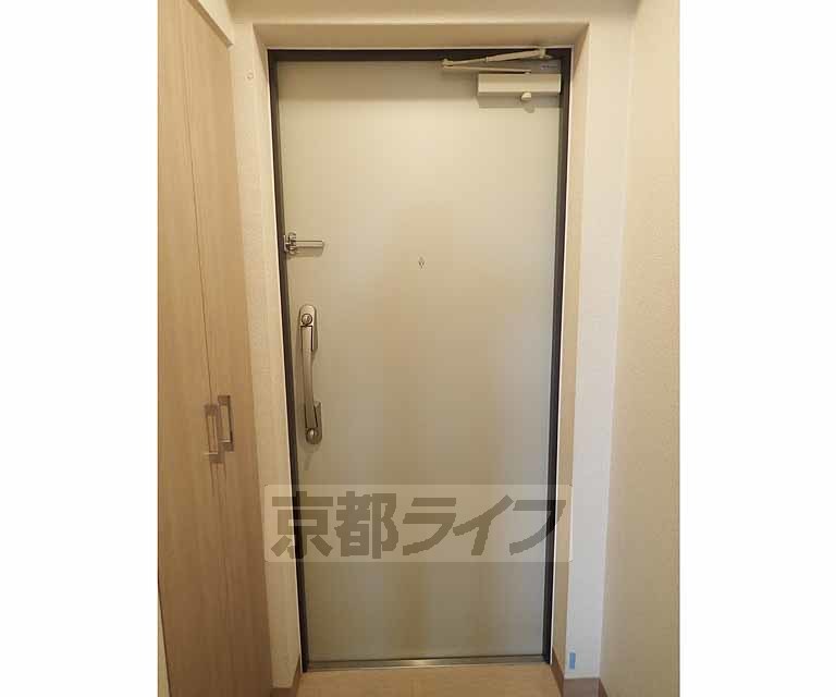 その他設備　しっかりとしたドアです。